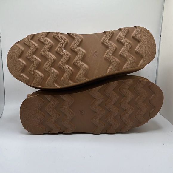 CUSHIONAIRE Women's Genuine Suede pull on platform boot +Memory Foam 8 CHESTNUT - Picture 5 of 7